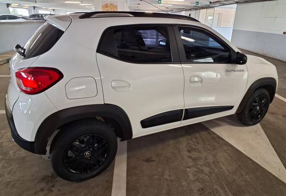 RENAULT KWID 1.0 12V SCE FLEX OUTSIDER MANUAL RENAULT KWID 1.0 12V SCE FLEX OUTSIDER MANUAL